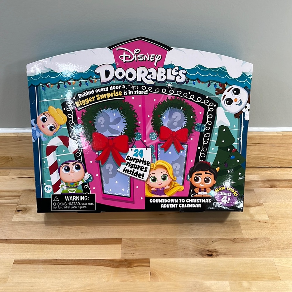 Disney Doorables Advent Calendar Series 4 New in Box!!!